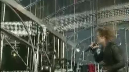 Bon Jovi - Bounce / Everyday (Live Hyde Park 2003)