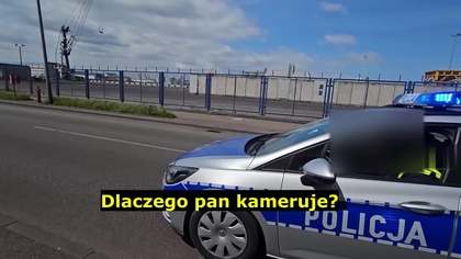 Gdyńska drogówka chce mój dowód, bo się nie pytałem o pozwolenie.  Odmówię podania danych¿ #272