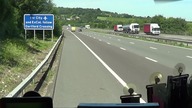 Oto jak poruszają się zawodowi kierowcy po autostradach