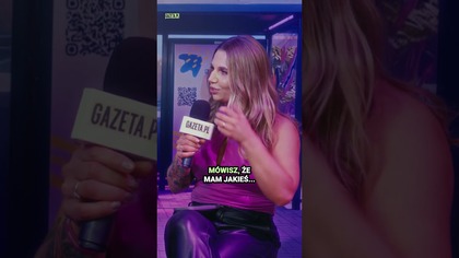 Kupicha słucha występu Agi Matrackiej.  Operowe! #shorts