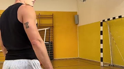 spadło z 30cm wyskoku #shorts
