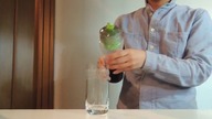 Filtrowanie Coca-coli