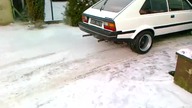 3-drzwiowy polonez z silnikiem V6