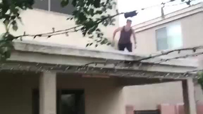 Bolesny finał zabawy na trampolinie