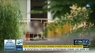25-latek zabarykadował się w mieszkaniu.  Policyjni negocjatorzy na miejscu