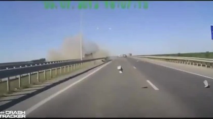 CRAZY Truck Crashes, Truck Accidents compilation 2013