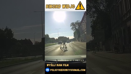 Szok! Prawie go rozjechał #shorts #polscykierowcy #polska #dashcam #viral #polskiedrogi