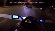 CBR 1000RR skutecznie gubi policyjny śmigłowiec.