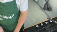 Skupiaj się na bardziej na spadku w centymetrach niż samej wadzę! #maraton #waga #trener #waga #my