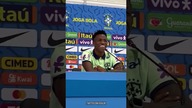 NIETYPOWY GOŚĆ na konferencji prasowej Brazylii! Został WYRZUCONY! #shorts