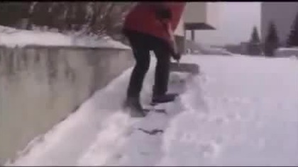 Jak odśnieżyć chodnik, aby wkurzyć sąsiad&oacute;w