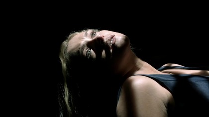 The 100 S06E04 Twarz za szybą