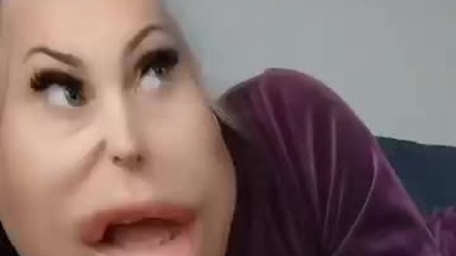 A czekolada?#uśmiechnijsię#humor#parodia#funny#kabaret#comedy#dystans#czekolada#