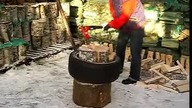 Szybki spos&oacute;b rąbania drewna