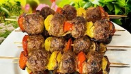 SZASZŁYKI z mięsa mielonego i papryki - super pomysł na smaczne danie z grilla 