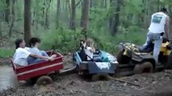 Quad i dwie naczepy