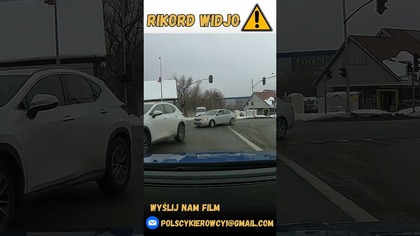 Wjazd na skrzyżowanie na czerwonym świetle x2 #shorts #motoryzacja #polscykierowcy #polskiedrogi