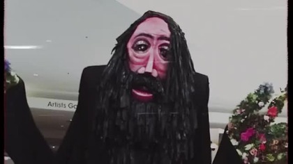 THE OLDEST VIEW.  Co naprawdę żyje w podziemnym centrum handlowym?