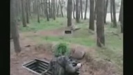 Rzucił w siebie