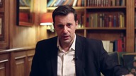 Gadowski Witold: Komentarz Tygodnia: Łagodne słowa łamią kości. WSPANIAŁY KOMENTARZ I SUPER FACET !