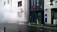 Francja: Imigranci atakują posterunek policji