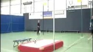 Chciał zrobić wsada do kosza od korfbala