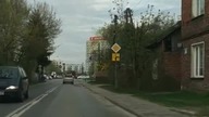 Skrzyżowanie z pierwszeństwem łamanym.  Miejsce egzaminowania Warszawa ul.  Odlewnicza.