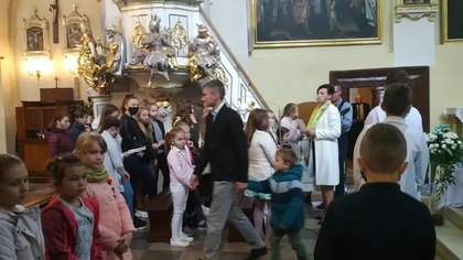 Maryjo, śliczna Pani w wykonaniu scholi Aniołki z Markuszowa