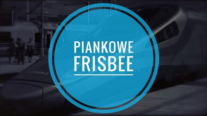 Piankowe frisbee na plaży