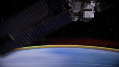 Widok z ISS - Ziemia nocą (HD)