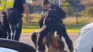 Brutalność Policji Anglia tam się już zaczyna to co w Australii - BORIS JOHNSON WPROWADZA KARY,