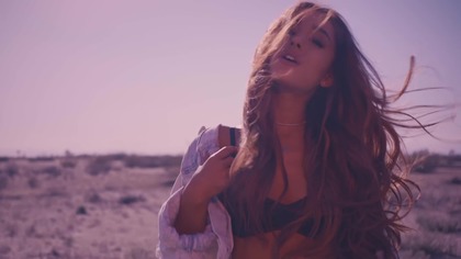 Ariana Grande - Into You