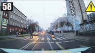 Staruszka za kierownicą, prawo jazdy powinno być oddane