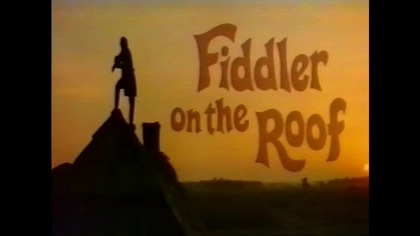 Skrzypek Na Dachu Secam VID-1713295371921 (1)