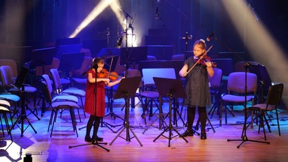 Lulajże Jezuniu - Duet skrzypcowy: Zuzanna Szubrycht i Aleksandra Sechman