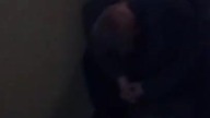 jacek placek nabąbiony na klatce schodowej