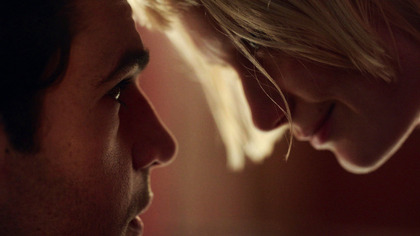 Piercing (2018) 