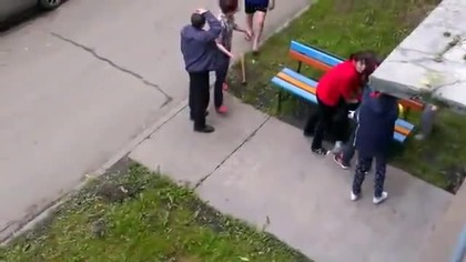 Zwyczajny dzień na rosyjskim zwyczajnym osiedlu   
