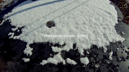 Time lapse-topniejący śnieg.  Dowidzenia zimo 