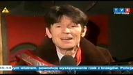 ? - Lecą kartki, lecą długopisy (?)