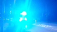 Alarmowo zastępy straży pożarnej, pogotowie, policja do pożaru budynku przy ul.  Okrzei w Otwocku