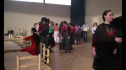 CARMEN.  (1983) lektor