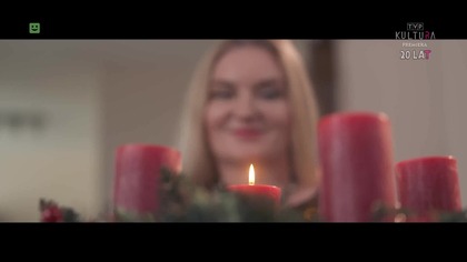 dr Margareta Budner zapala pierwszą Adwentową świeczkę 2025