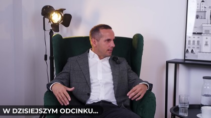 RODZICE czy SZKOŁA  kto NAPRAWDĘ DECYDUJE o WYCHOWANIU DZIECI¿  Katarzyna Tarnawa-Gwóźdź 394