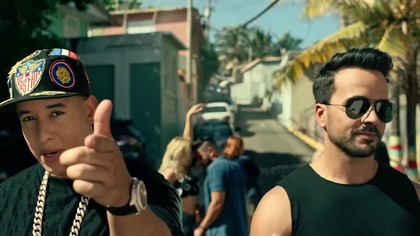 Luis Fonsi - Despacito ft.  Daddy Yankee (Official Video)