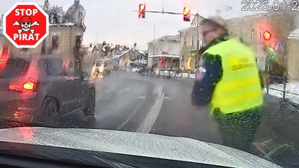 Służba celno-skarbowa zatrzymuje drogowego pirata na podwójnym gazie.  STOP PIRAT