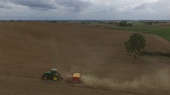 John Deere 6620 & Vaderstad Rapid - siew pszenicy na górze/ Kula