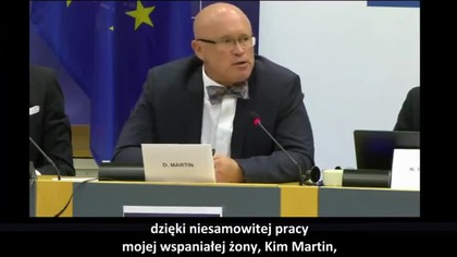 03. 05. 2023r DAVID MARTIN WYSTĄPIENIE W PARLAMENCIE EUROPEJSKIM NA III MIĘDZYNARODOWYM SZCZYCIE COVID POILSKI LEKTOR