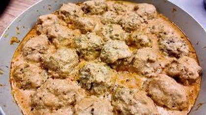 GOTOWANE PULPETY W SOSIE Z SERKA RICOTTA