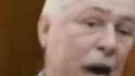 Wałęsa śpiewa tylko jedno w głowie mam